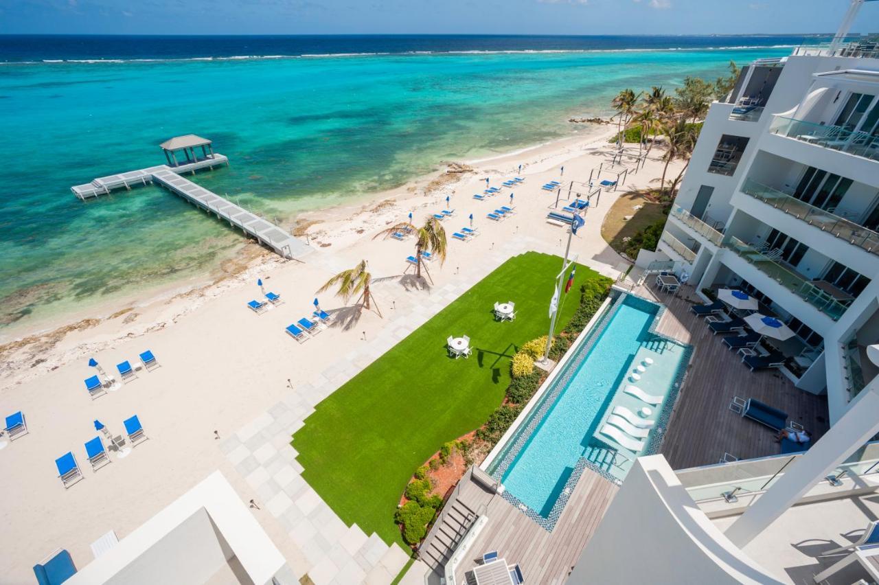 Rum Point Club Residences Driftwood Village Exterior photo